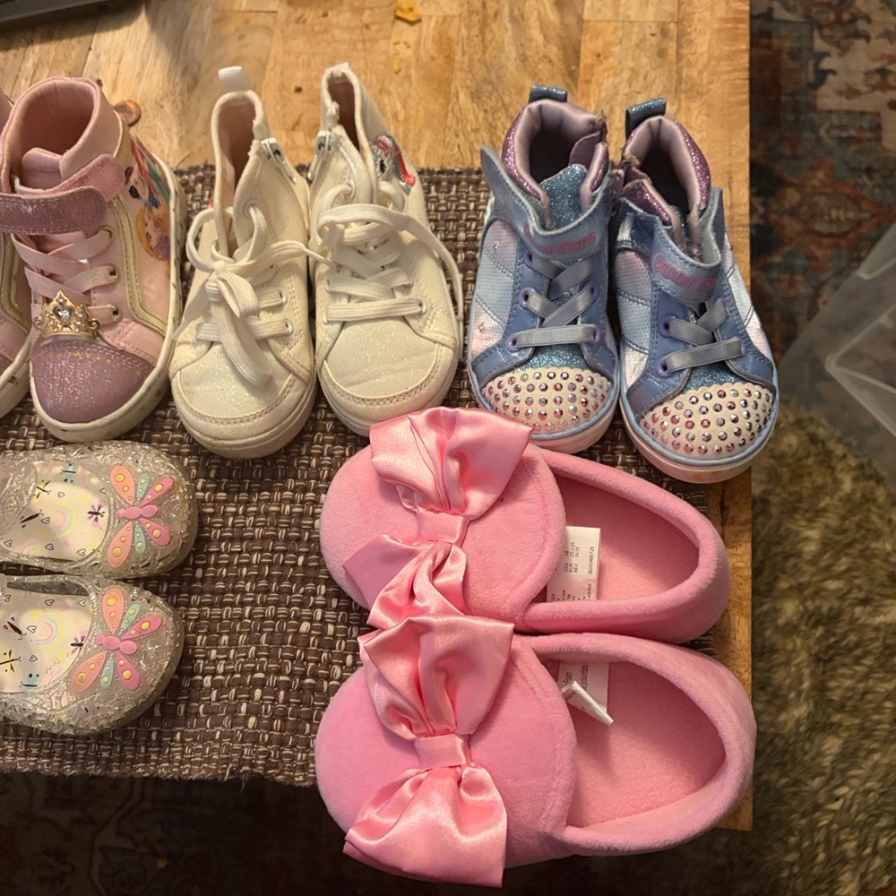 Girls shoes bundle Size 7